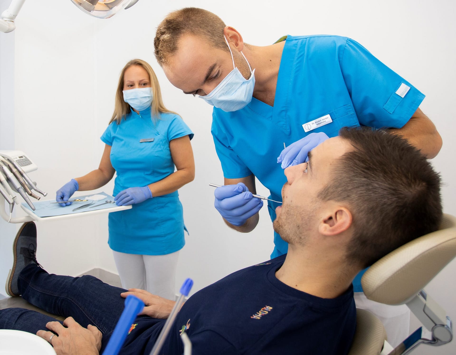Stitch removal after tooth extraction