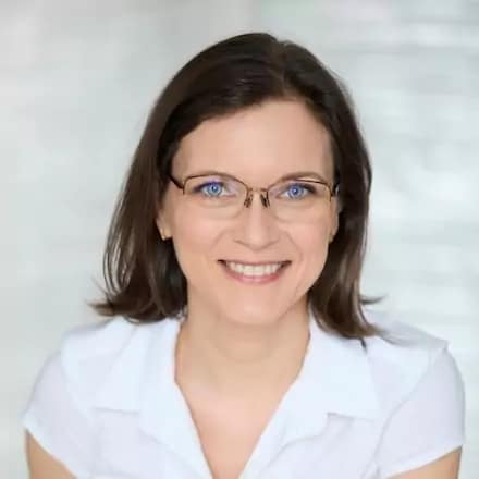Dr. Fele Gabriella