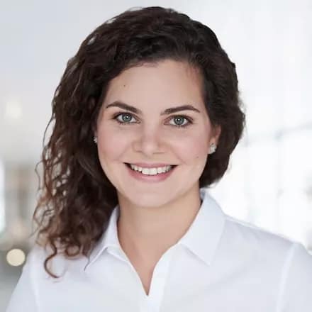 Dr. Koncz Andrea - parodontológia - fogágybetegségek kezelése