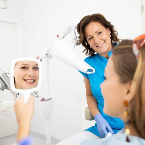Safe teeth whitening by experts